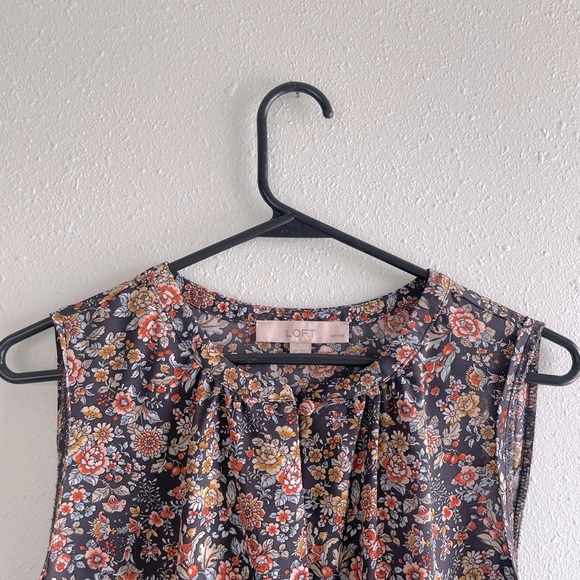 Loft Sleeveless Blouse - Picture 4 of 5